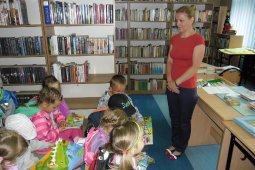 Przedszkolaki w bibliotece - lekcja biblioteczna_2